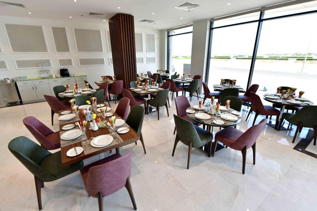 Be Inn Hotel Seeb Extérieur photo